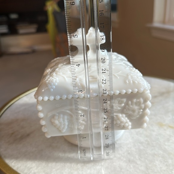 Vintage | Westmoreland Milk Glass Candy Dish + Lid | Milk Glass Storage - Picture 9 of 9